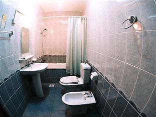 Diamond 2 Hotel Doha Buitenkant foto
